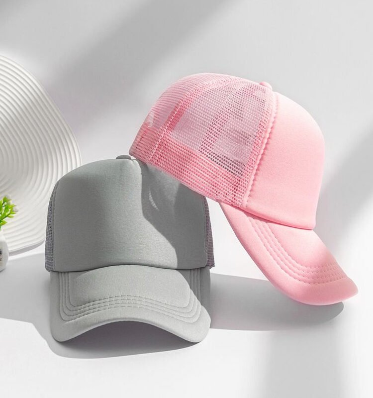 Caps