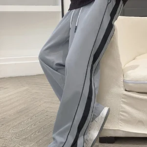 Men Contrast Side Seam Pants