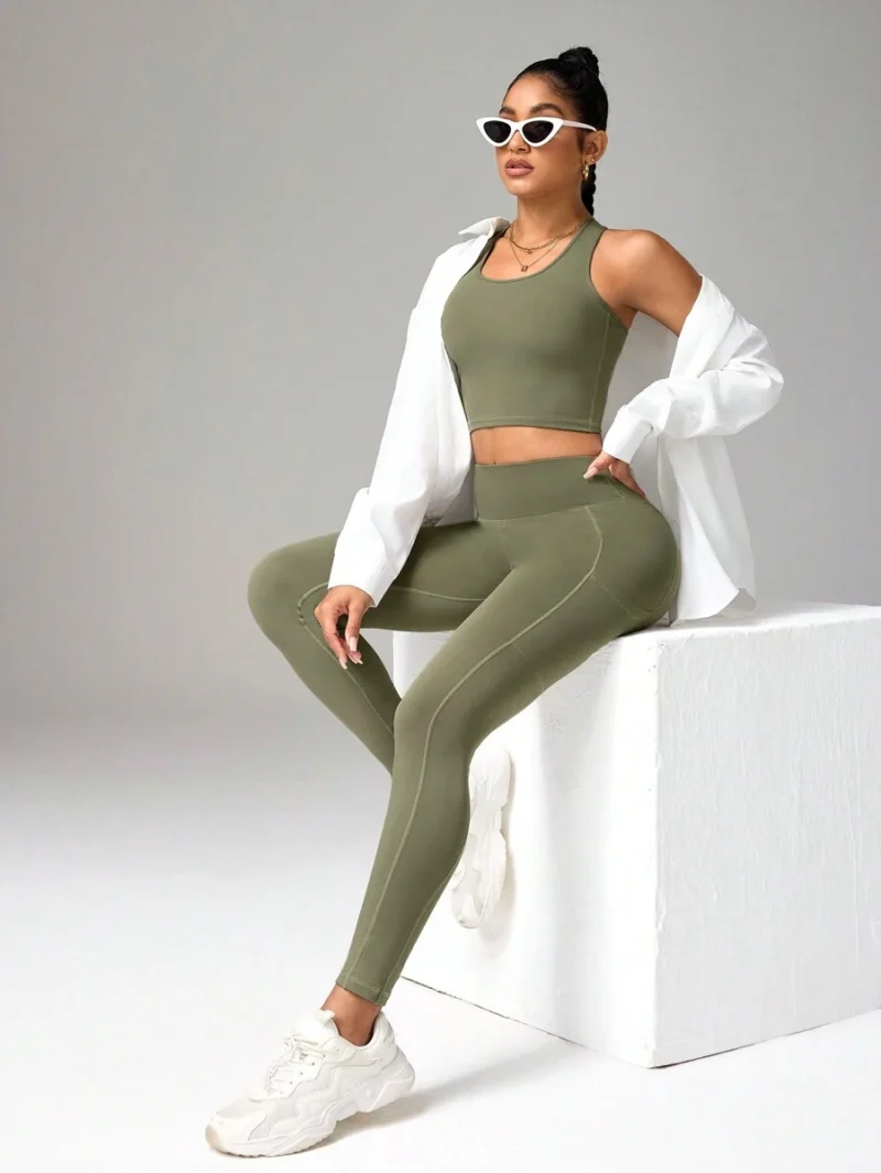 Sleeveless Minimalist Top And Pants
