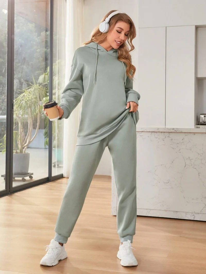 Hooded Sweatshirt With Dropped Shoulder