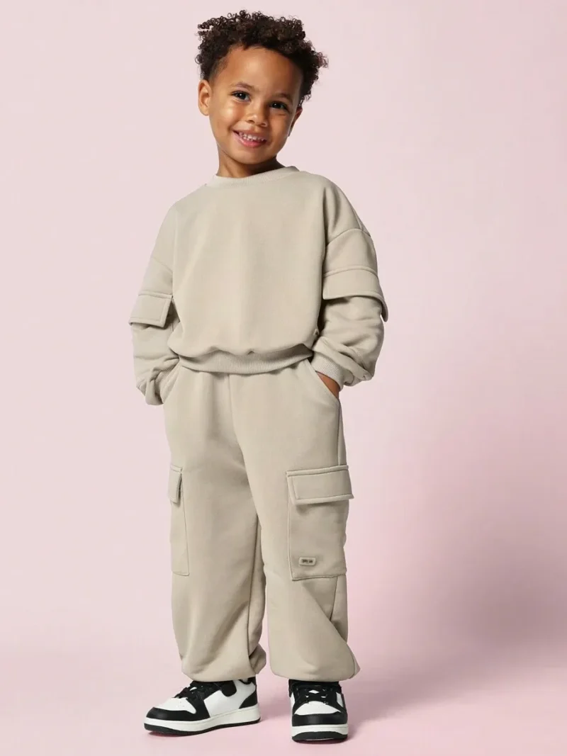 Crew Neck Sweatshirt Pocket On Sleeve And Cargo Pants