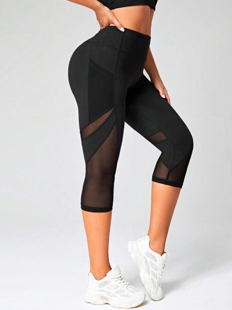 Contrast Mesh Capri Sports Leggings With Phone Pocket