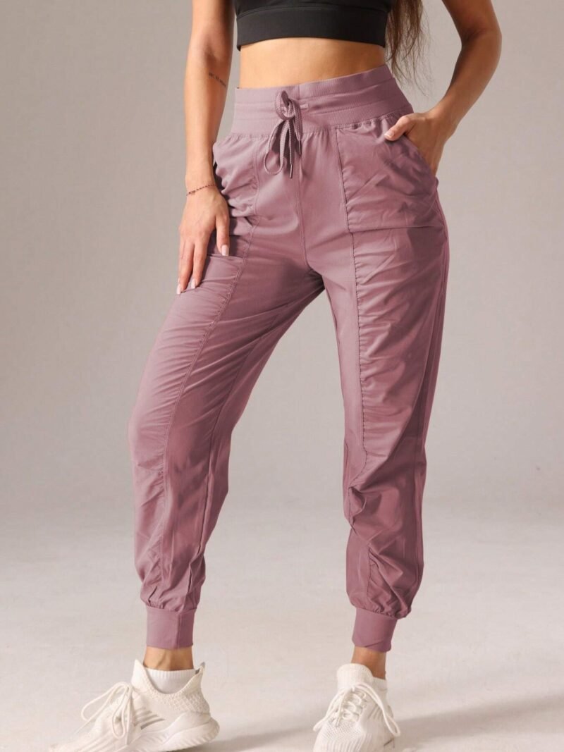 Sporty Pleated Solid Color Casual
