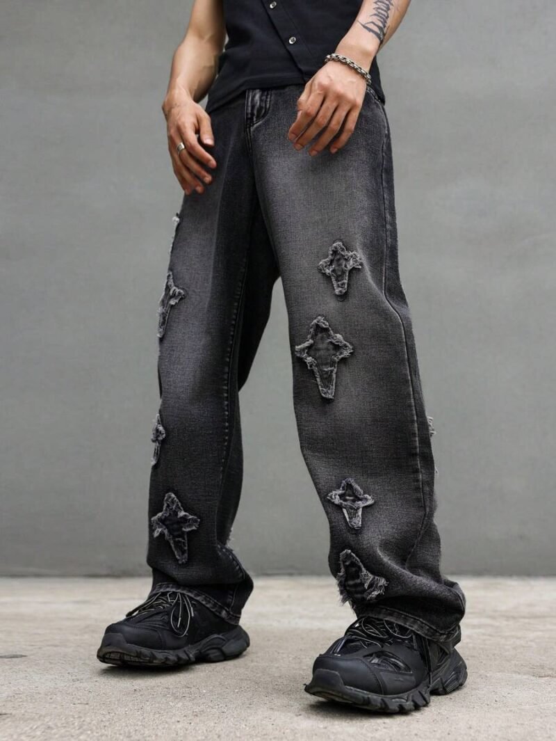 Star Patch Straight-Leg Loose Fit Jeans