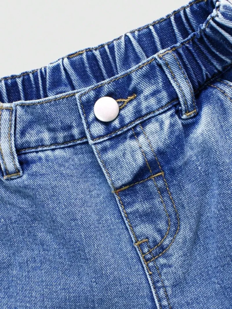 Multi Pocket Straight Loose Leg Cargo Denim Shorts