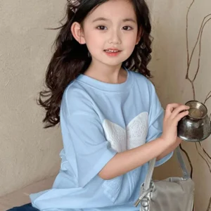 Small Round Neck Knit Short Sleeve Butterfly Print T Shirt