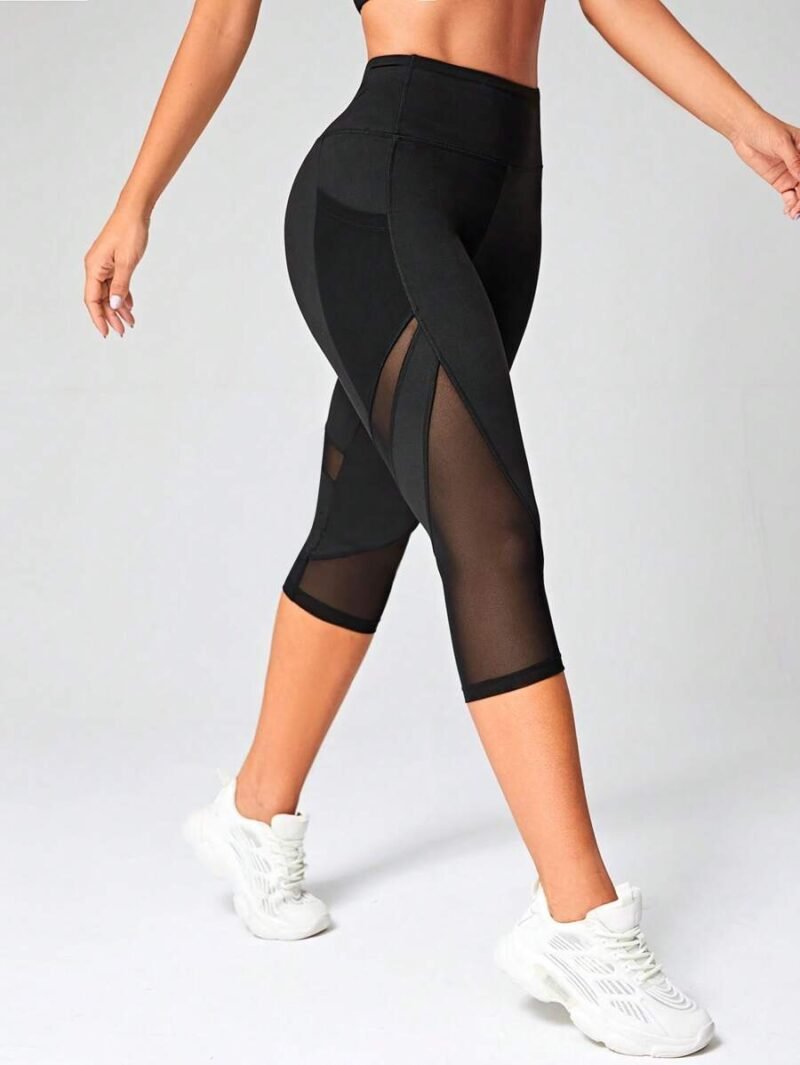 Contrast Mesh Capri Sports Leggings With Phone Pocket