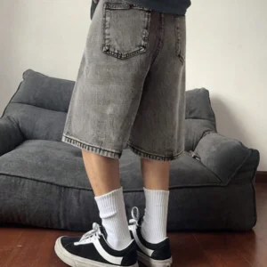 Loose Pockets Casual Wide-Leg Denim Shorts