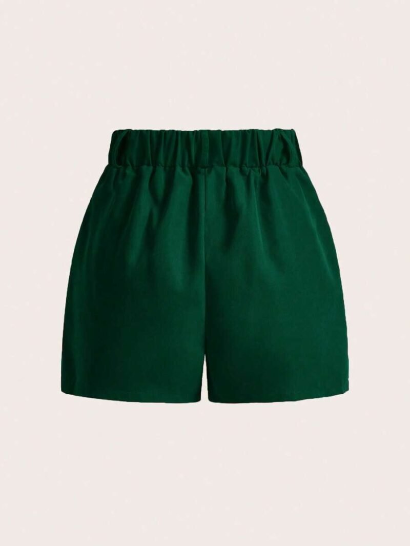 Plain Pleated Pockets Straight Leg Shorts