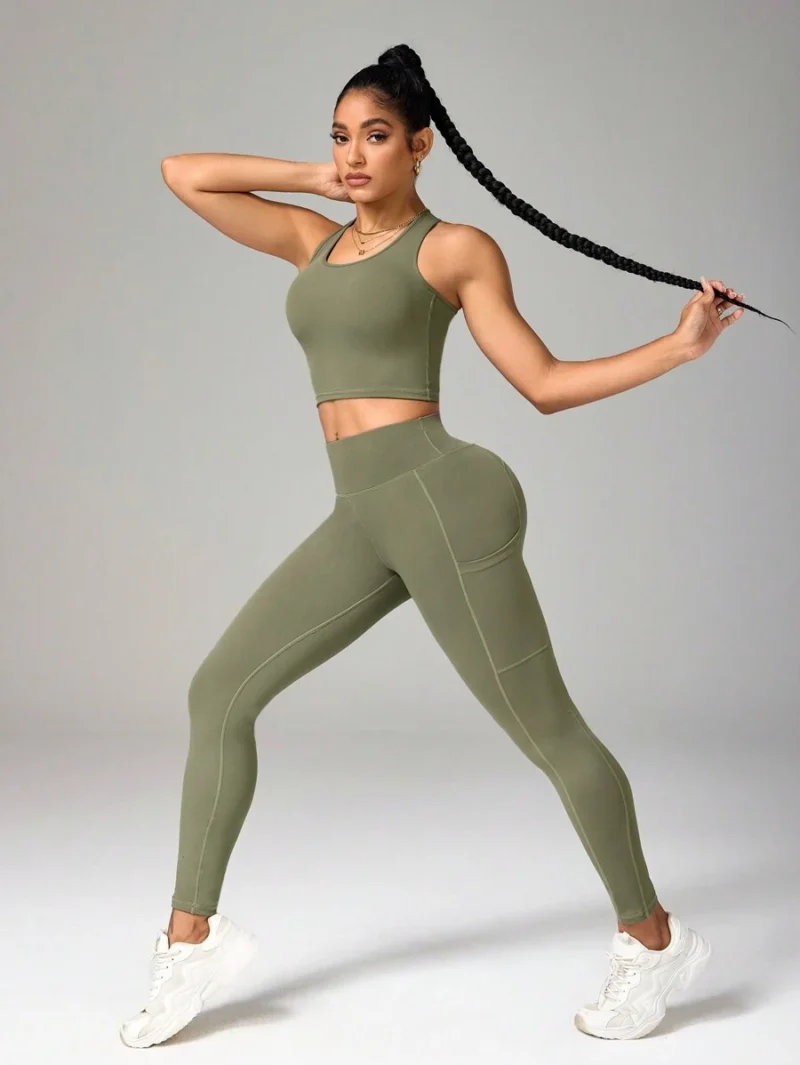 Sleeveless Minimalist Top And Pants