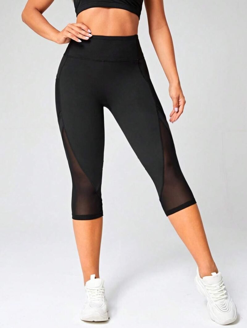 Contrast Mesh Capri Sports Leggings With Phone Pocket