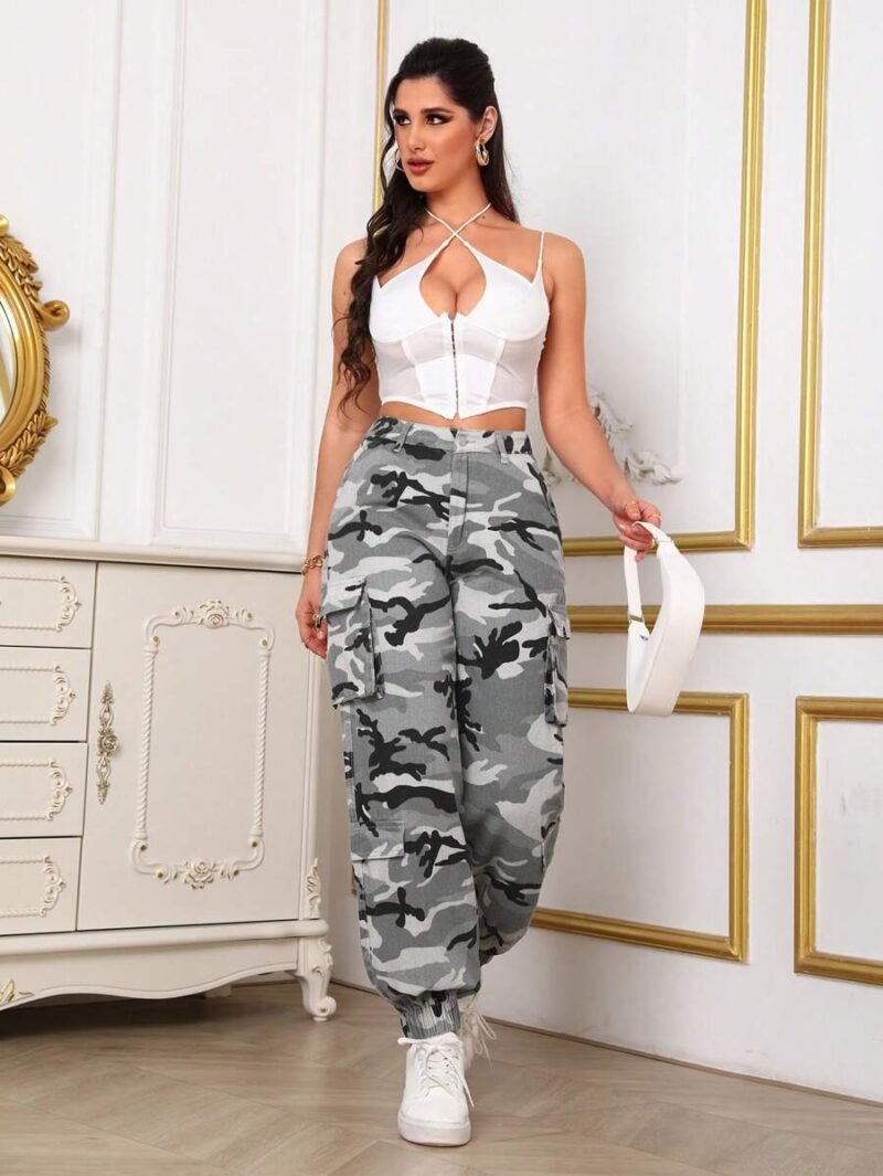 Camo Print Flap Pocket Cargo Jeans Jogger Pant