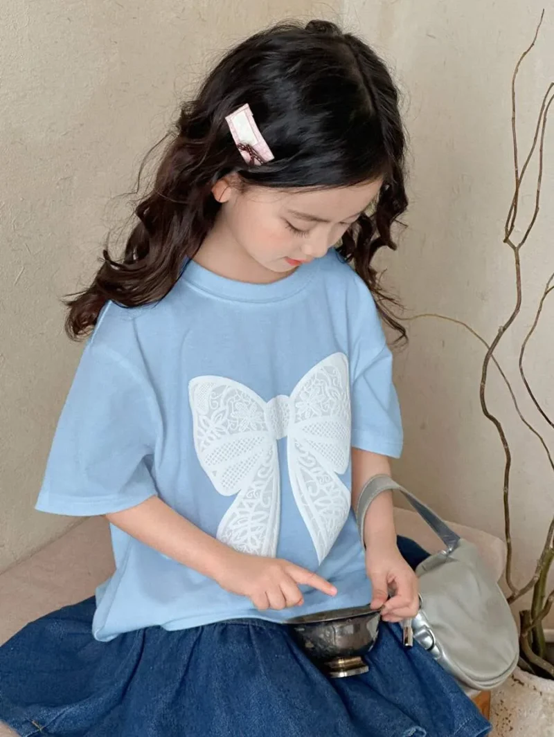 Small Round Neck Knit Short Sleeve Butterfly Print T Shirt