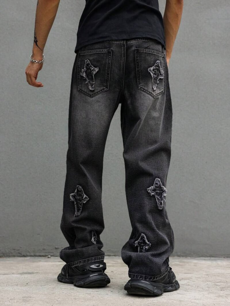 Star Patch Straight-Leg Loose Fit Jeans
