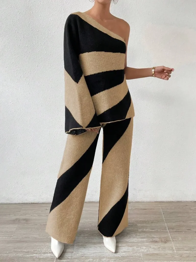 One Shoulder Color Block Sweater And Knitted Pants Set