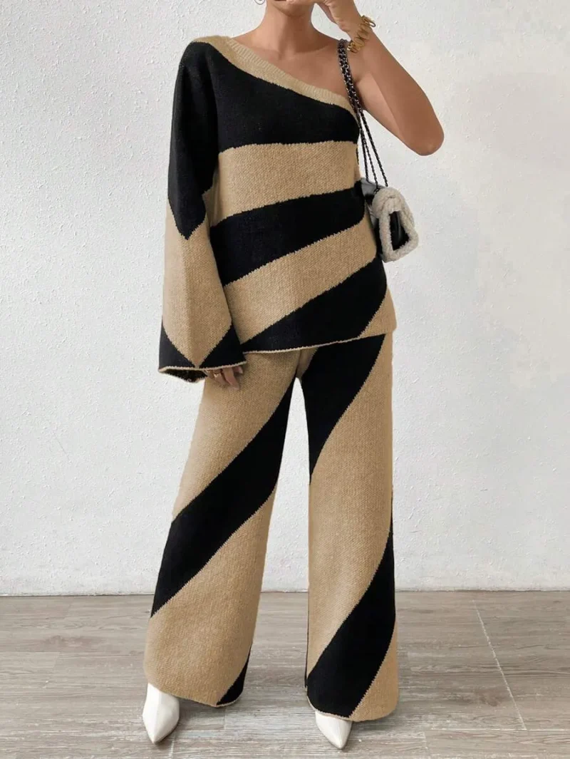 One Shoulder Color Block Sweater And Knitted Pants Set