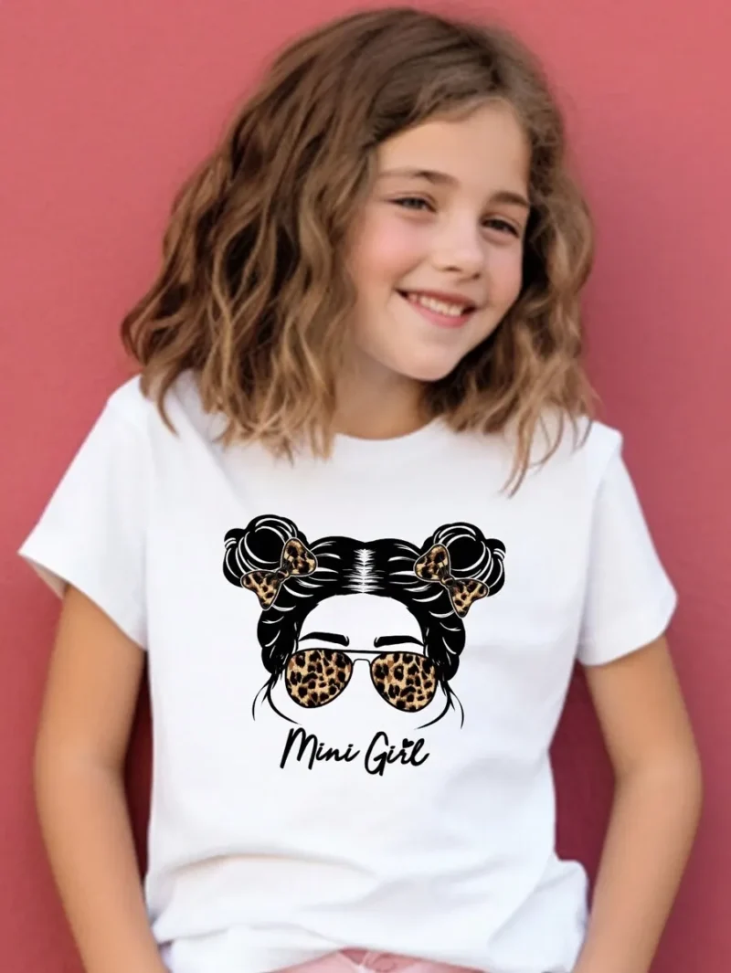 Casual Simple Cartoon Figure Printed T Shirt With Round Neck